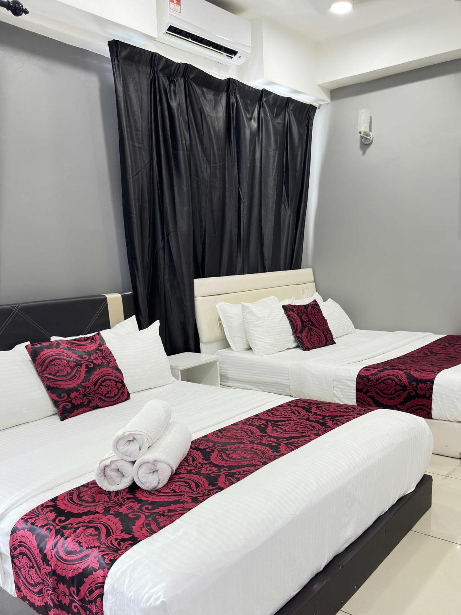 Cahaya Qaira Homestay @ D'Perdana Kota Bharu Exterior foto